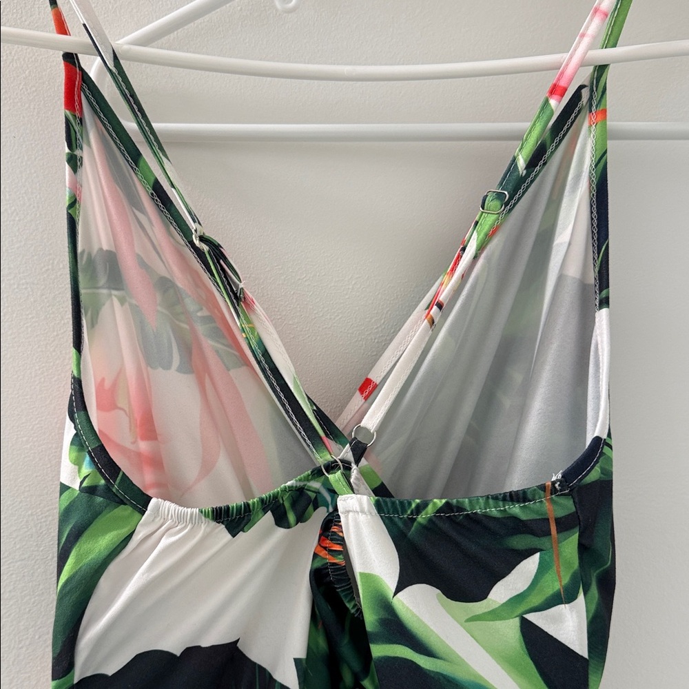 Tropical Print V-Neck Maxi Dress - Green & White - Picture 3 of 4